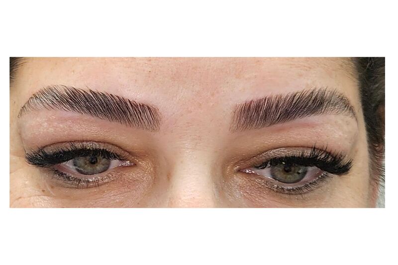 2 after eyebrows lamination and lashes