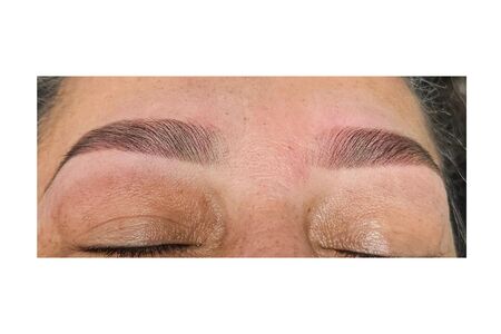 6 Henna Eyebrows